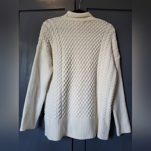 Truth By Republic Elegant White Cable Knit Sweater Size M - Picture 4 of 4